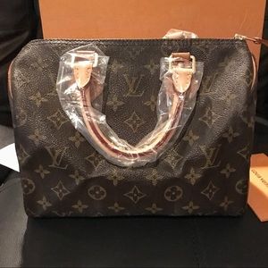 Louis Vuitton speedy 25 100% Auth ❤️